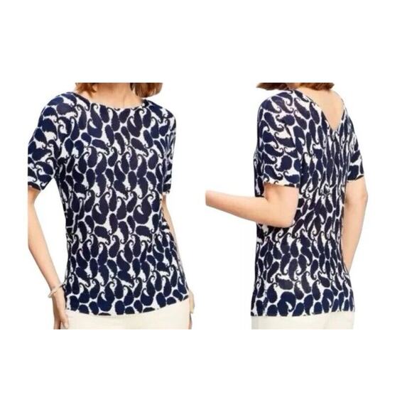 Womans Large  Talbots Linen V-Neck Back Top  Shadow Paisley blue and white  NWT - Picture 1 of 8